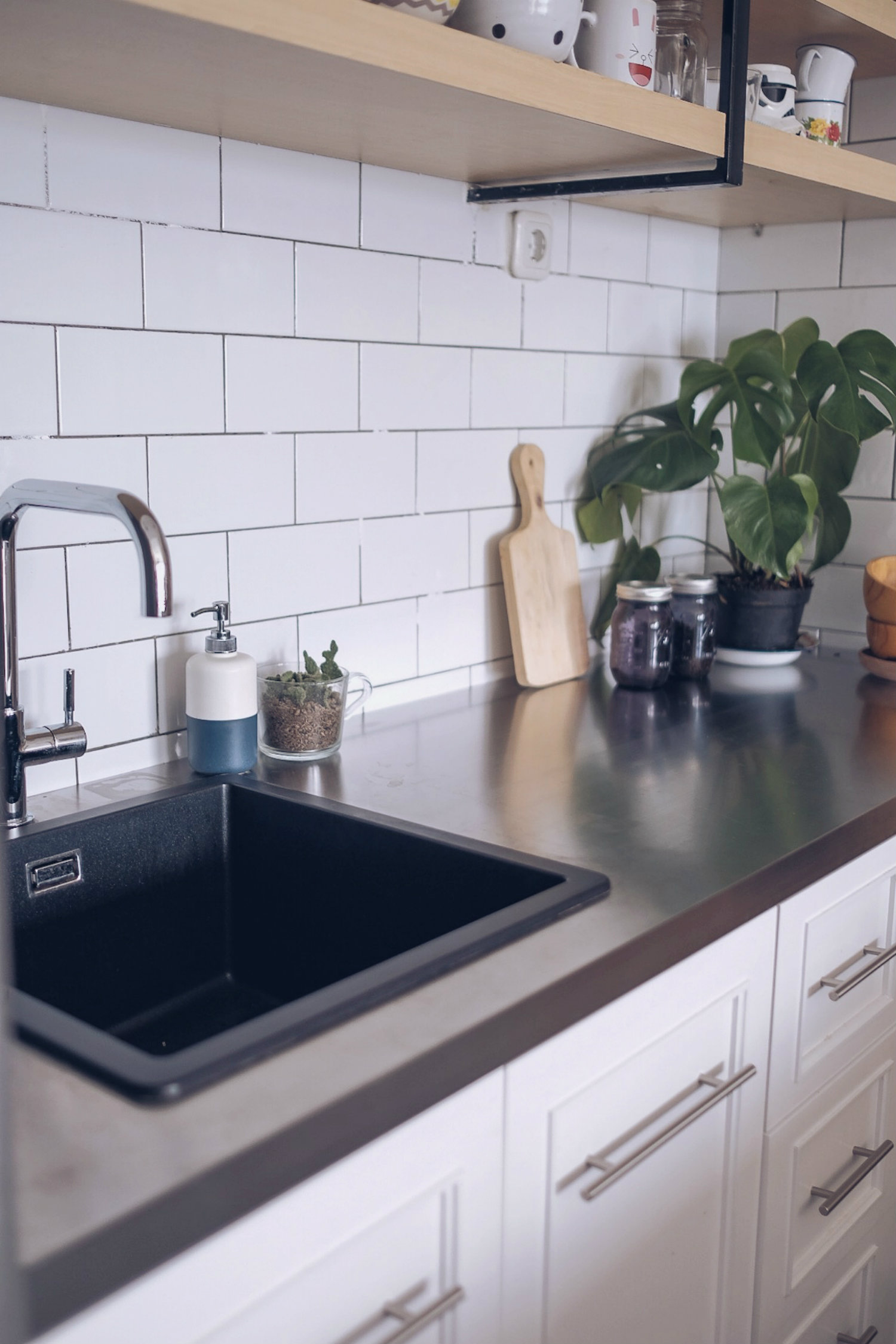 MEMAKSIMALKAN DAPUR KECIL Living Loving For All Things Lovely